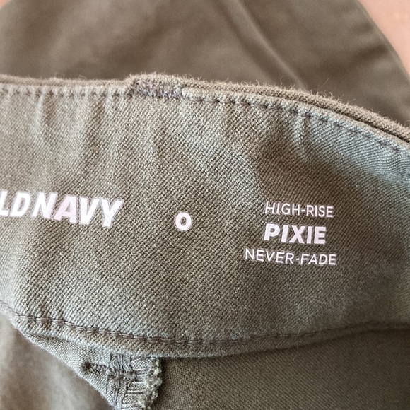 Old Navy Pixie High Rise bundle of 2 - Picture 3 of 3